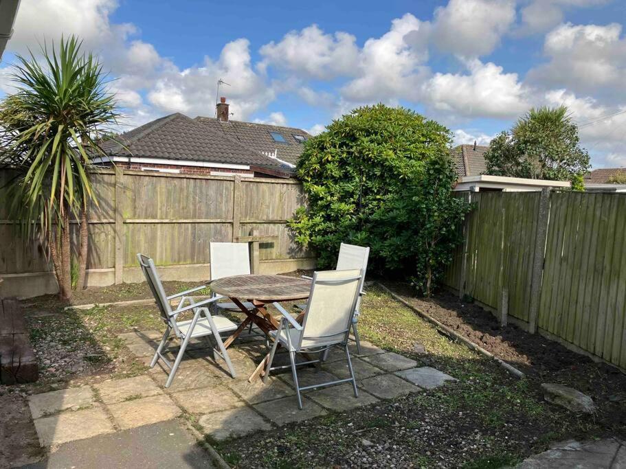 Newly Renovated, Modern - Quiet Location Holiday home *